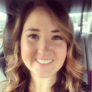 Meet your Posher, Caitlin